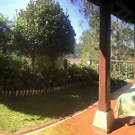 Carmen De Castro *