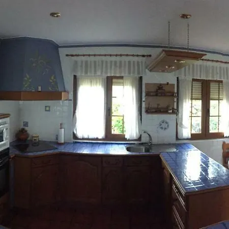 Carmen De Castro Daire