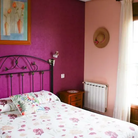 Carmen De Castro * Comillas